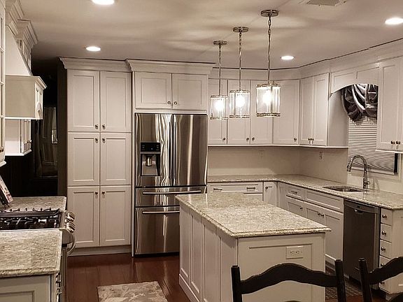 5th image of 14 Linden Ln