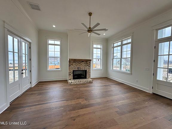 2nd image of 913 Bald Eagle Dr