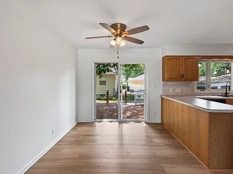 2036 Coral Ln — Photo 14