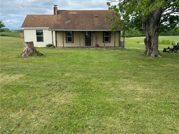 174 Liberty Rd, Harmony, PA 16037