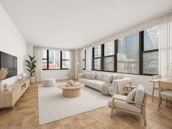 301 E 45th St APT 5E, New York, NY 10017
