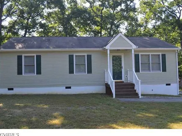 15713 Saddlebrook Rd, Chesterfield, VA 23838