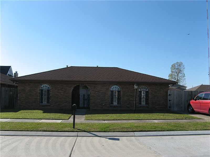1st image of 3204 Lyndell Dr