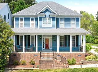 400 Vatersay Dr, Apex, NC 27502