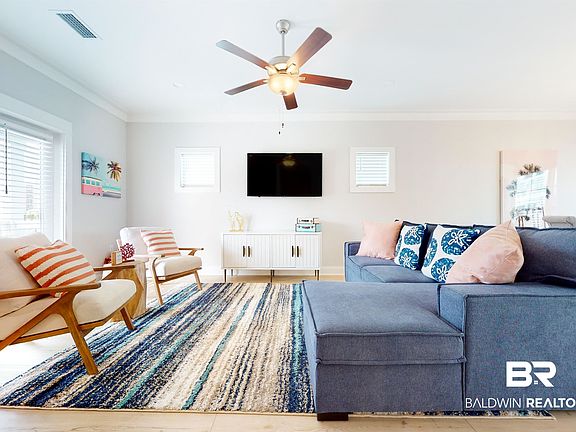 4th image of 24235 Pepper Ln