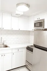 Rented by Mallory Management Corp