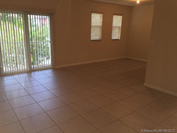 4th image of 11601 NW 89th St APT 217
