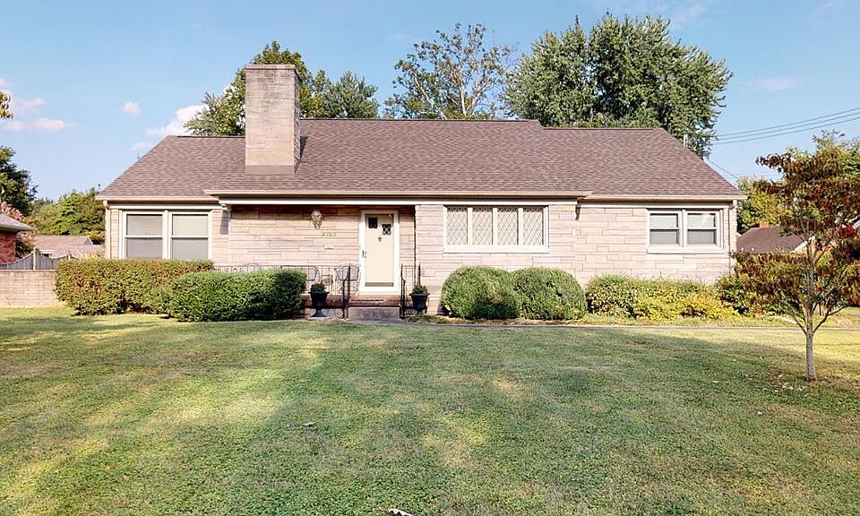 1st image of 2223 Griffith Pl W
