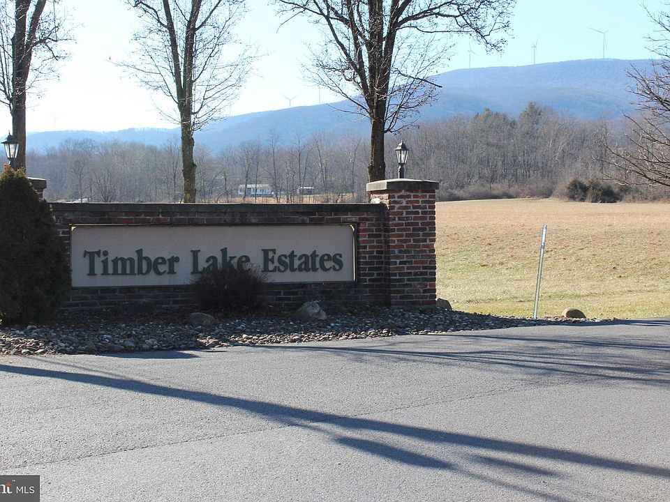1st image of 141 Hillcrest Dr