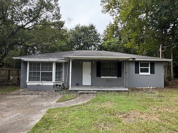 5th image of 4450 Englewood Ave