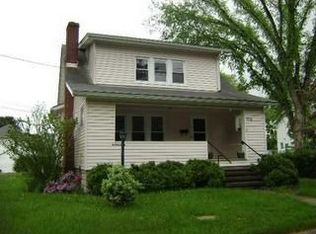 1616 Hoge Ave, Zanesville, OH 43701