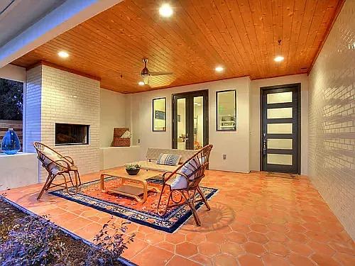 3 bed, 2.5 bath, 1800 sqft, $4,250 — Photo 3