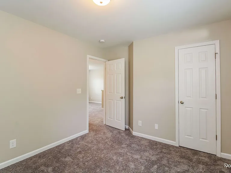 870 Bitting Hall Cir — Photo 11