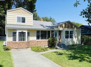 2014 W 3rd Ave, Kennewick, WA 99336