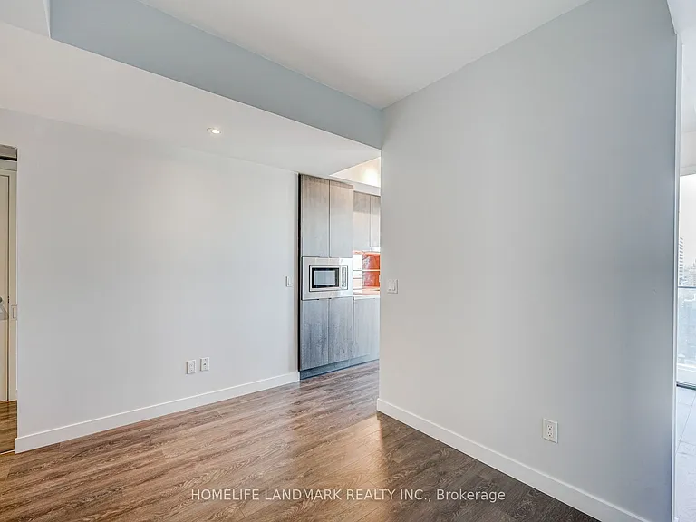 215 Queen St W #1403 — Photo 11