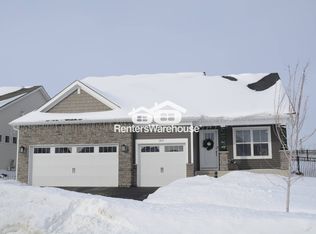 1437 Nutmeg Cir, Carver, MN 55315