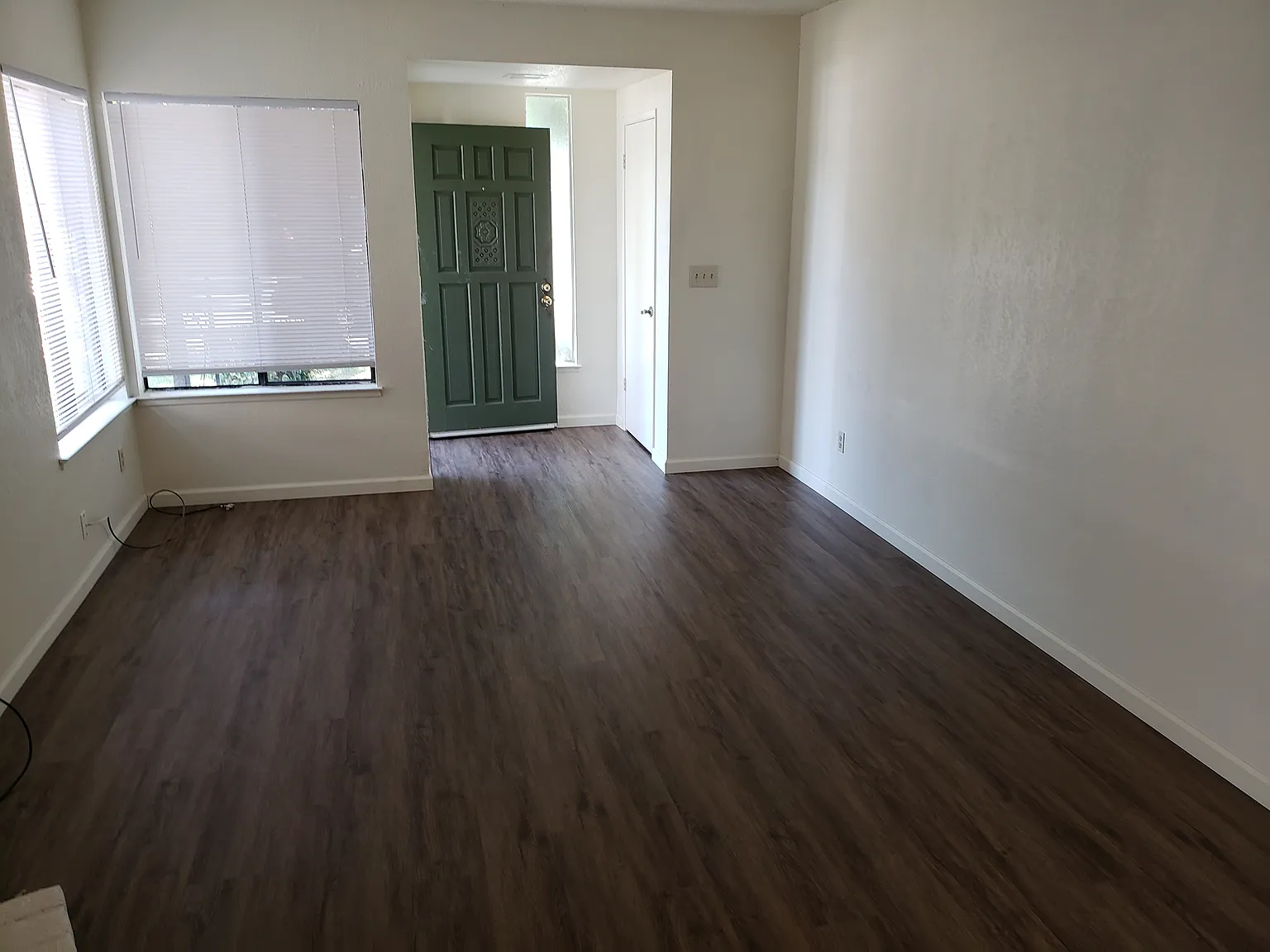 2 bed, 1100 sqft, $1,950 — Photo 3