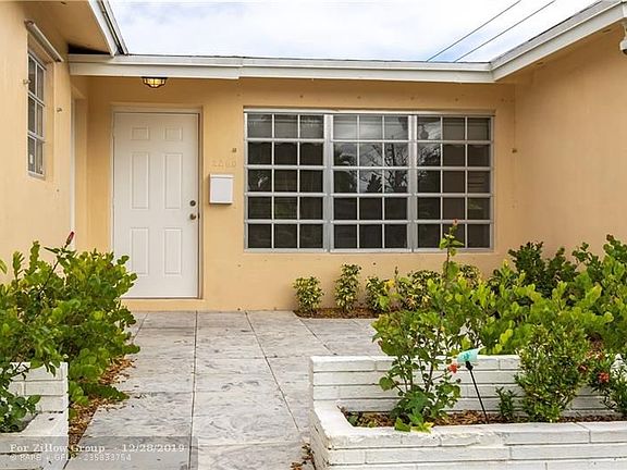 3rd image of 2260 SW 33rd Ter
