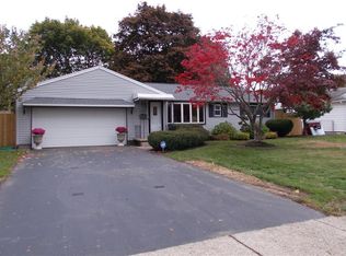 128 Everclay Dr, Rochester, NY 14616