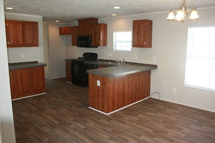 1st image of 610 Lancashire Way #78