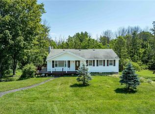 318 Kingdom Rd, Oswego, NY 13126