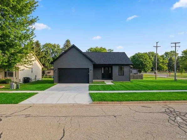 Vl School House Dr, Imlay City, MI 48444