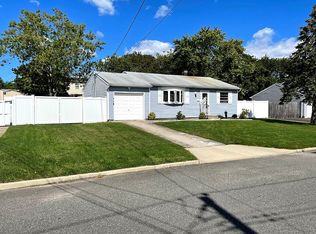 114 Circle Dr S, East Patchogue, NY 11772