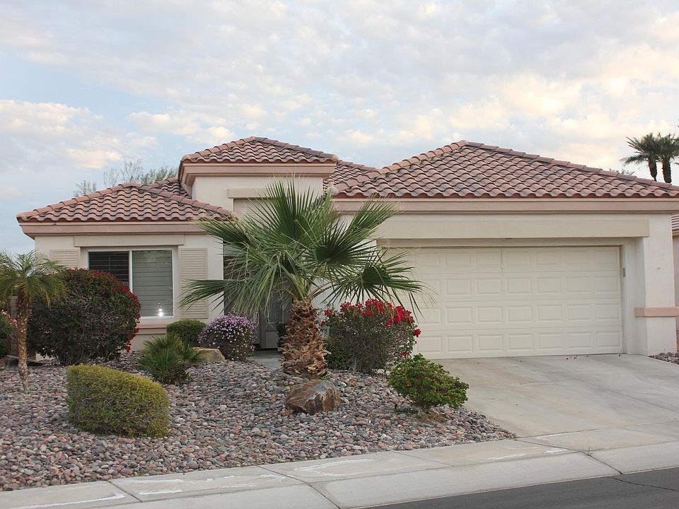 1st image of 78047 Freisha Ct