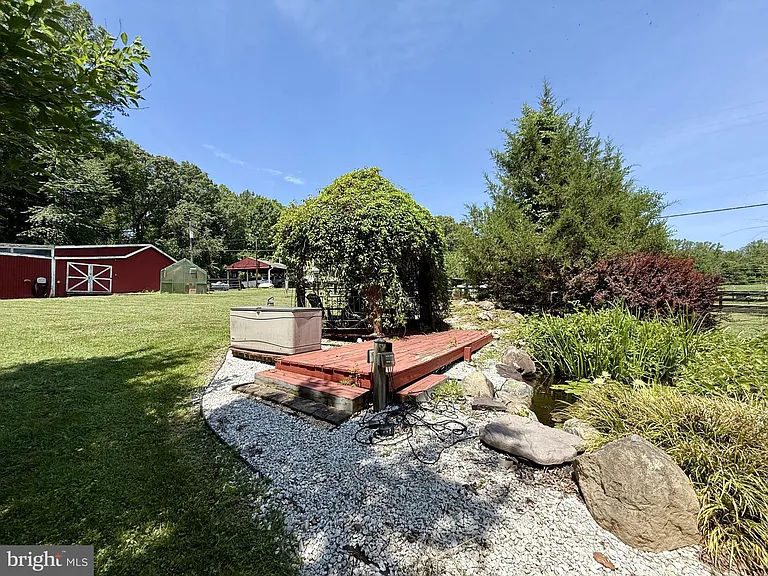 559 Holly Corner Rd — Photo 49