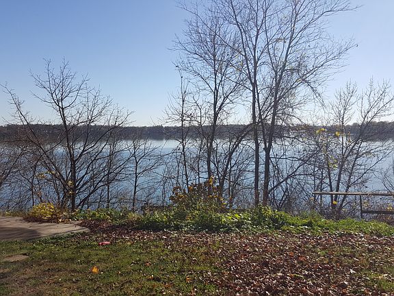 5th image of 405 Budd Lake Dr