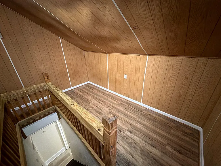 114 Smith Ave — Photo 18
