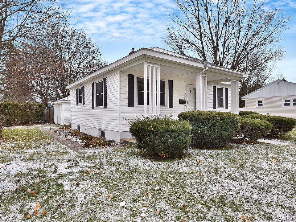 1st image of 501 Mecosta Ave