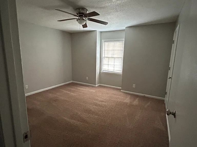 1603 Whisperwood St #D — Photo 6