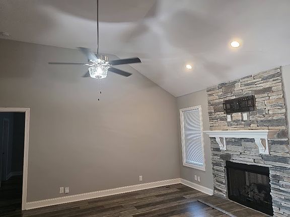 3rd image of 2837 Russet Ridge Dr