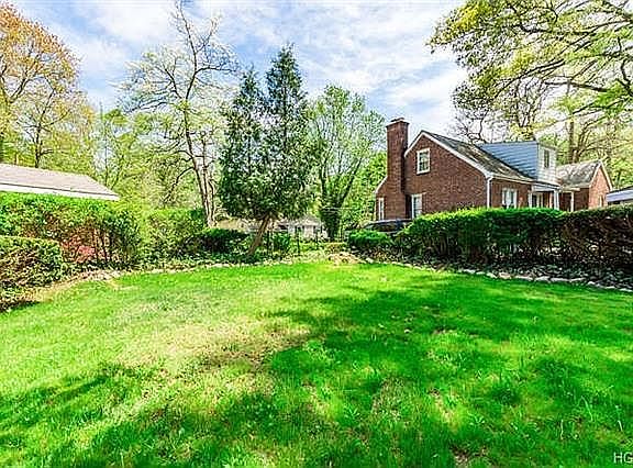 3rd image of 3 Holmes Ave