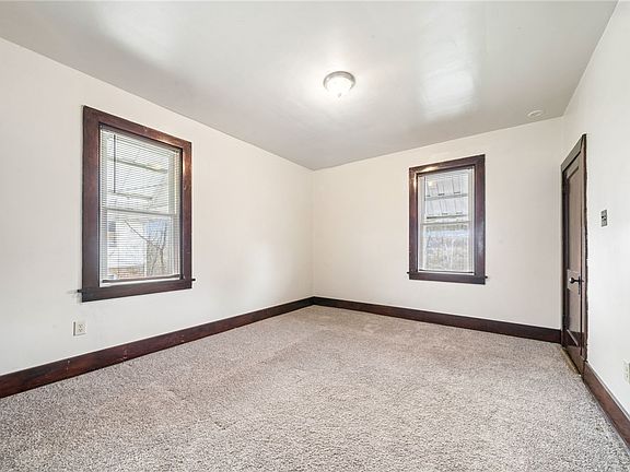 5th image of 145 Latimer Ave