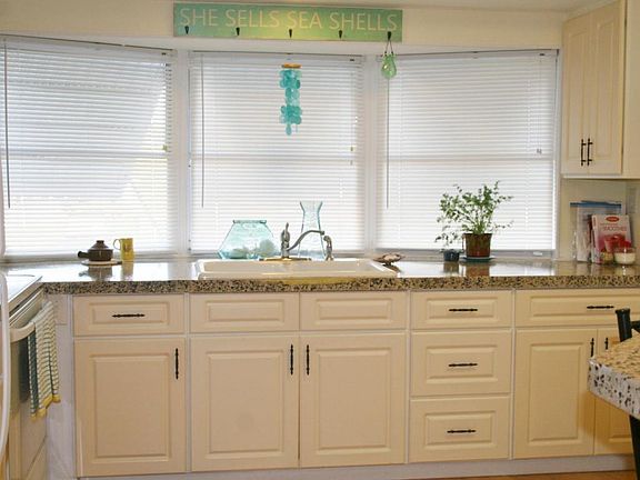 3rd image of 8266 SE Wren Ave