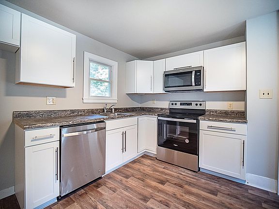 2nd image of 2861 Carter Hill Rd