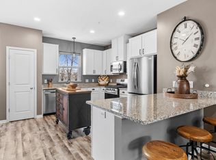 17658 96th Pl N, Maple Grove, MN 55311