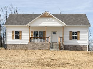 821 Annie Hollow Rd, Westmoreland, TN 37186