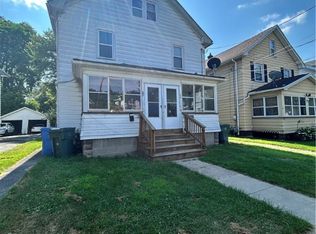 208-210 Cummings St, Rochester, NY 14609