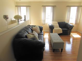 9966 Crestmont Ave, Philadelphia, PA 19114