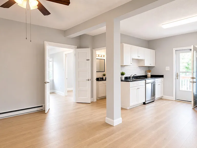 4601 Strauss Ave #3 — Photo 2