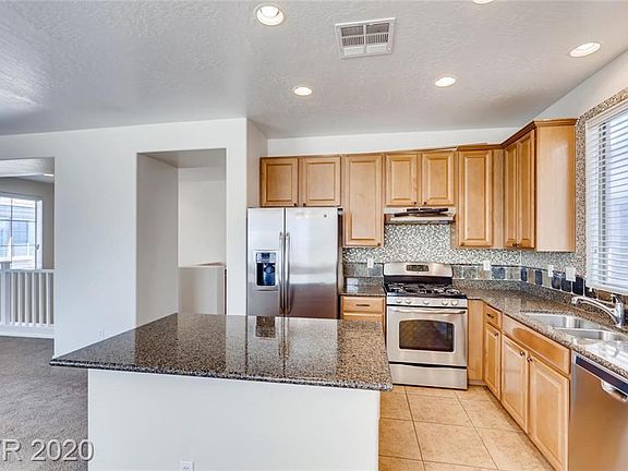 5th image of 5941 Magic Oak St