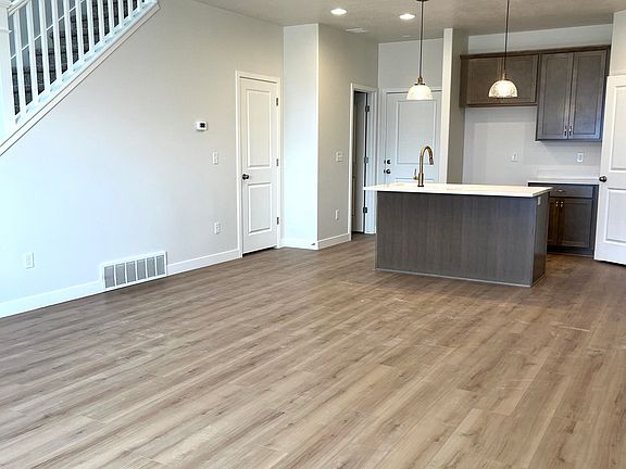 2nd image of 6835 S Mount Berry Rd #436