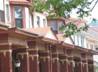 1099 1/2 National Rd, Wheeling, WV 26003