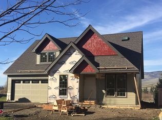 415 W Nevada St, Ashland, OR 97520