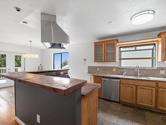 4th image of 6525 Buena Ventura Ave