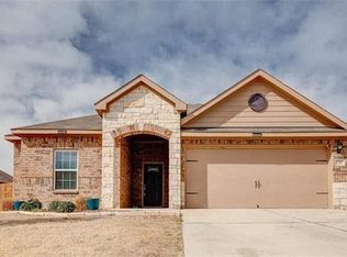 23 Heron Dr, Sanger, TX 76266