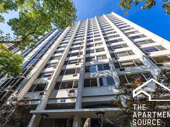 2nd image of 1350 N Dearborn St #19M